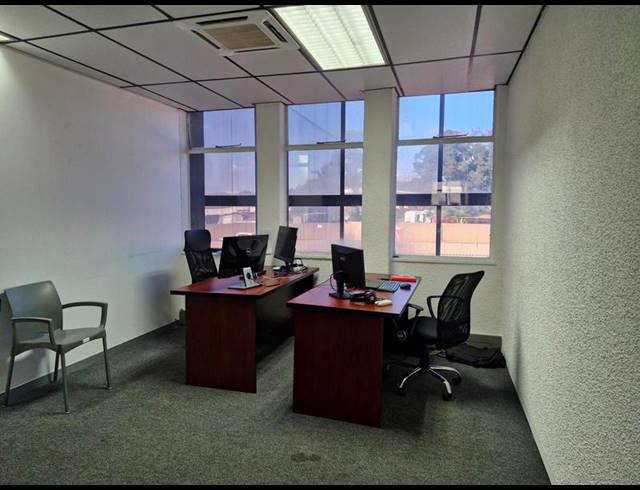 BUSINESS PROPERTY TO RENT IN ISANDO